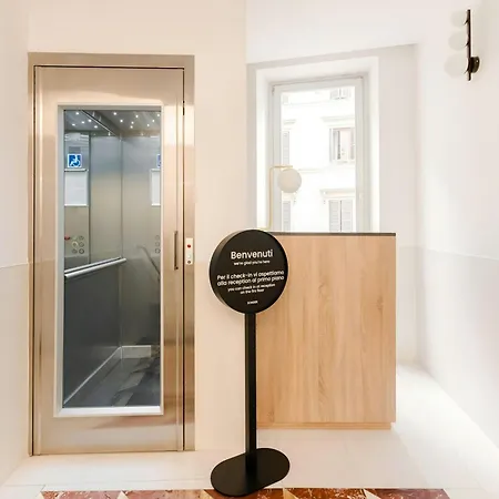 The Couper Piazza Di Spagna 酒店 3*