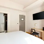 Hotel The Couper Piazza Di Spagna 3*