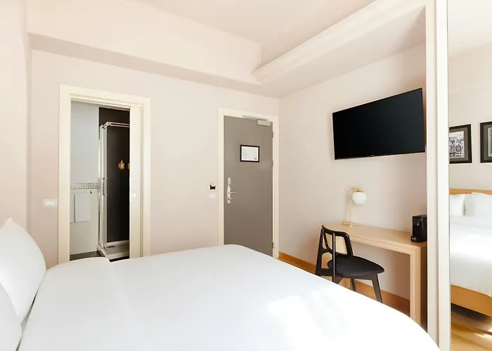 Hotel The Couper Piazza Di Spagna 3*