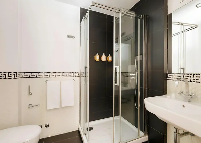 The Couper Piazza Di Spagna Hotel