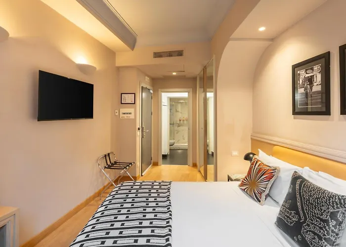 The Couper Piazza Di Spagna 3* רומא